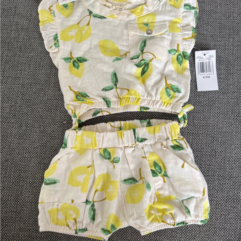 Jessica Simpson Baby- Lemon Print Baby Outfit 6-9 months